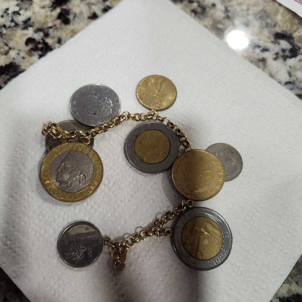 Bracelet